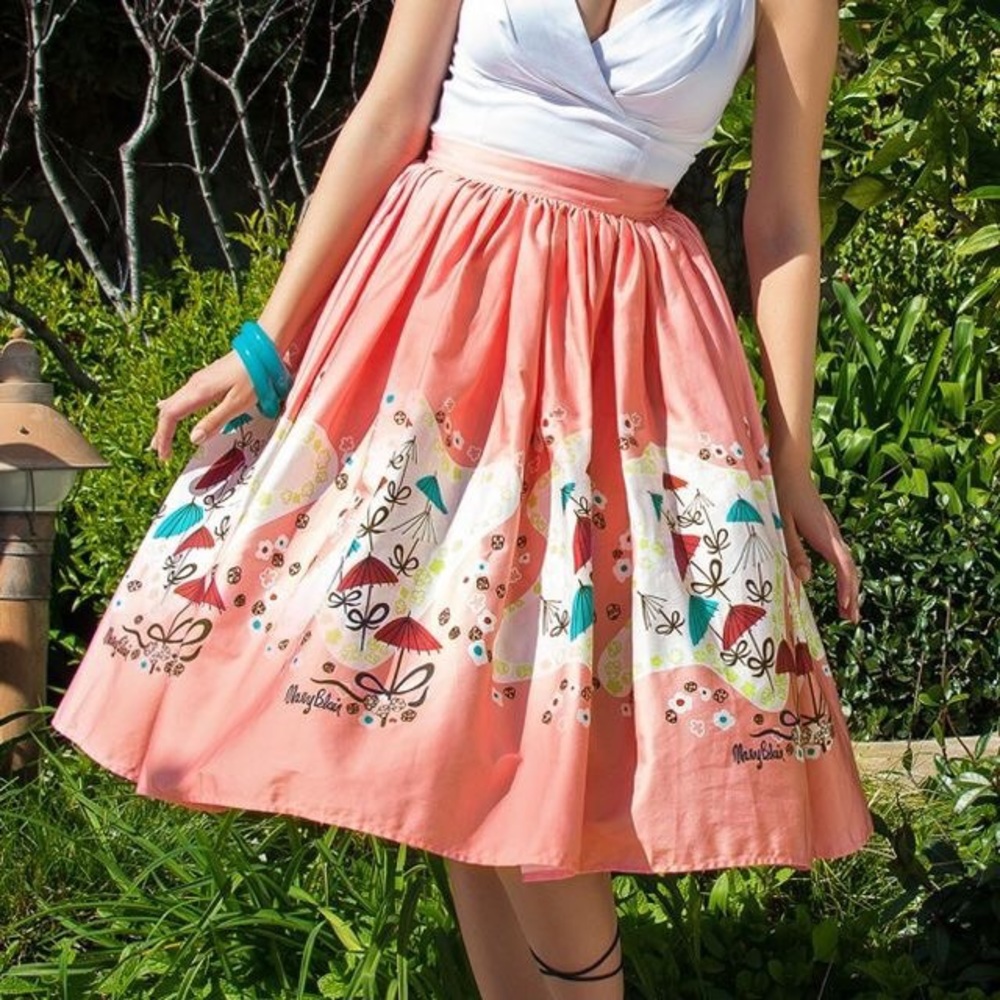 PUG Pinup Girl Jenny Skirt L Blaire Umbrella Print